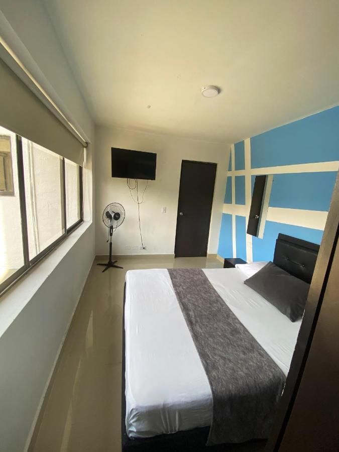 33 Hotel Bulerias เมเดยิน ภายนอก รูปภาพ
