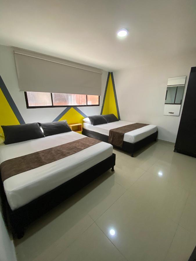 33 Hotel Bulerias เมเดยิน ภายนอก รูปภาพ
