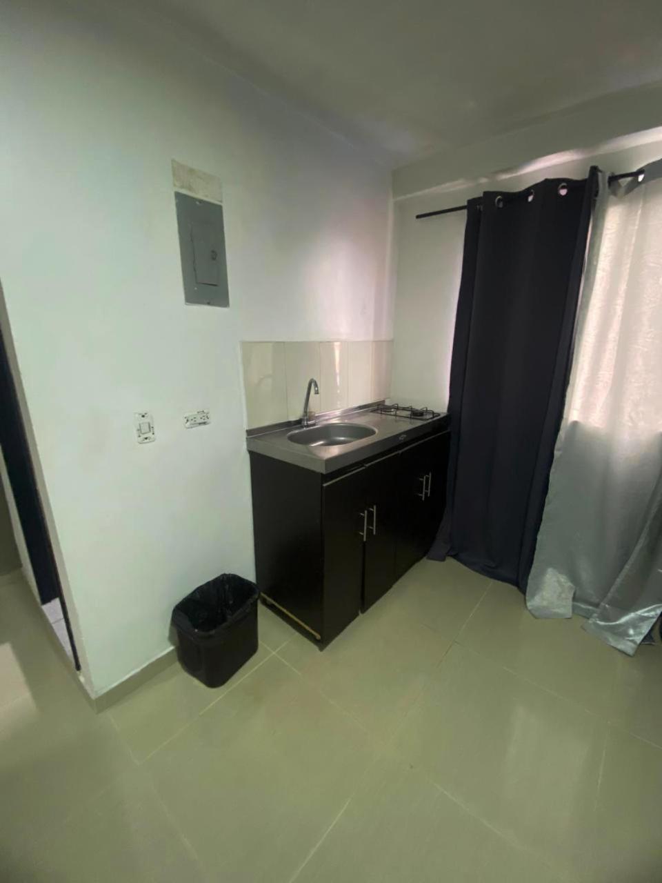 33 Hotel Bulerias เมเดยิน ภายนอก รูปภาพ