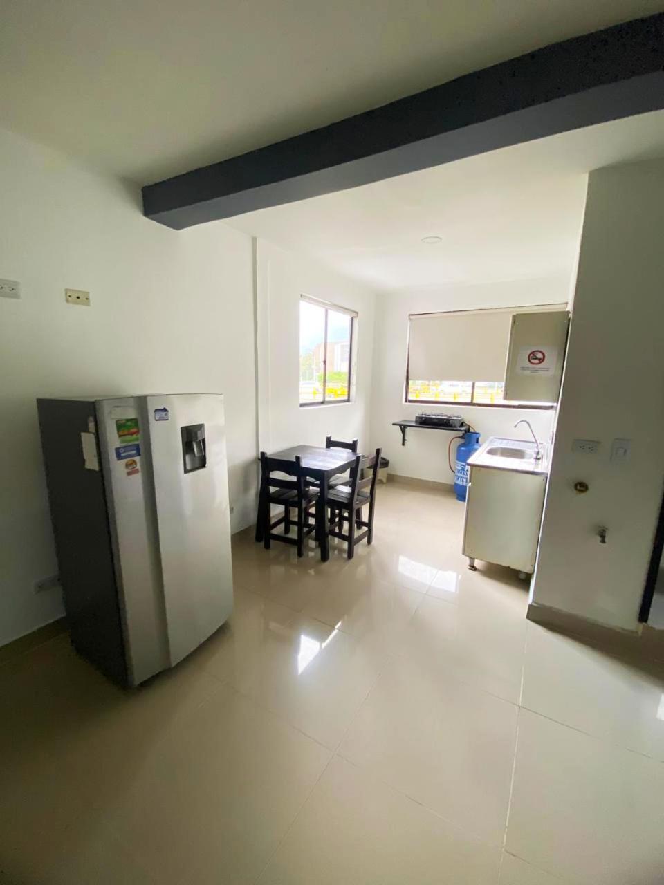33 Hotel Bulerias เมเดยิน ภายนอก รูปภาพ