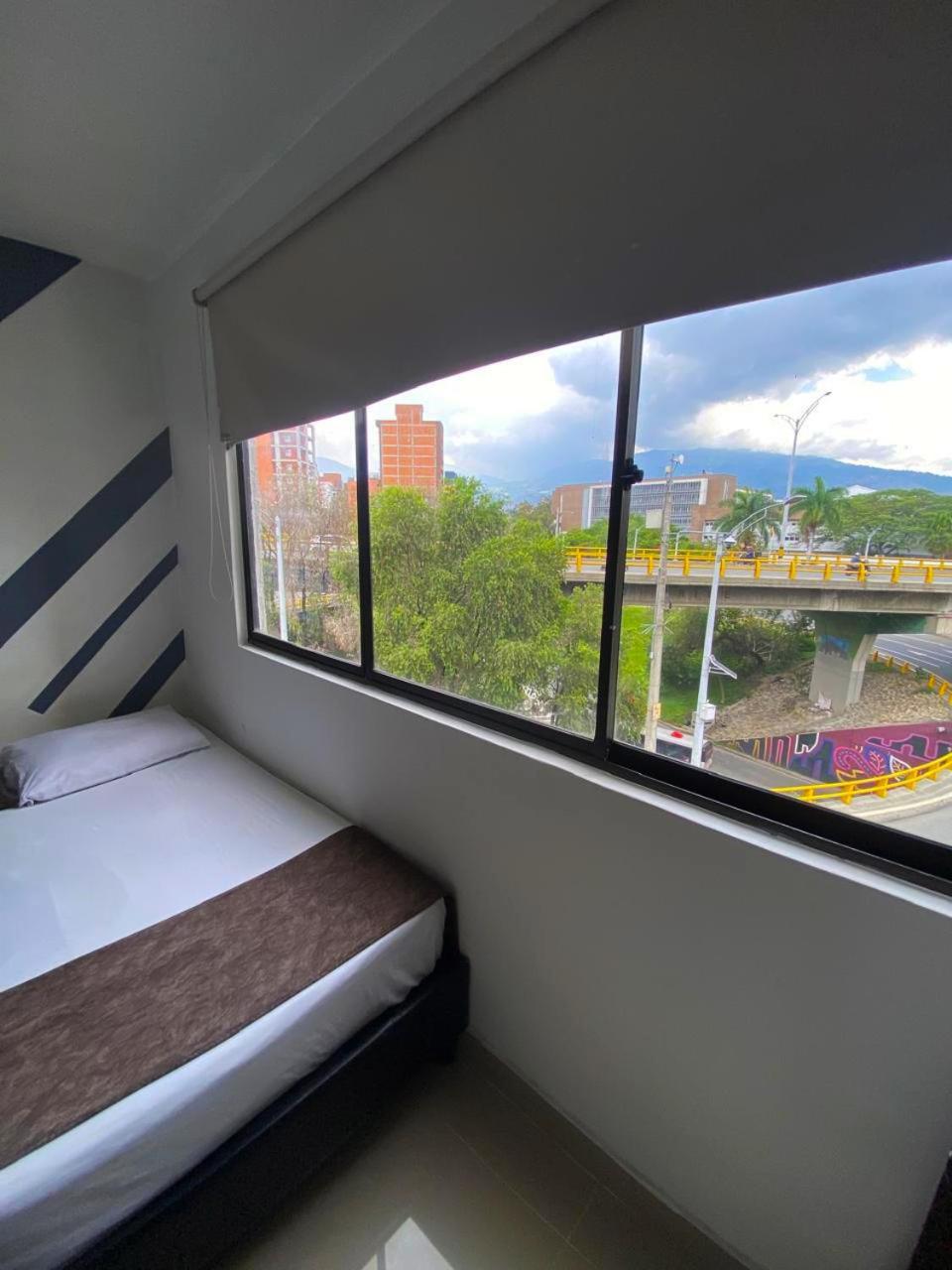 33 Hotel Bulerias เมเดยิน ภายนอก รูปภาพ