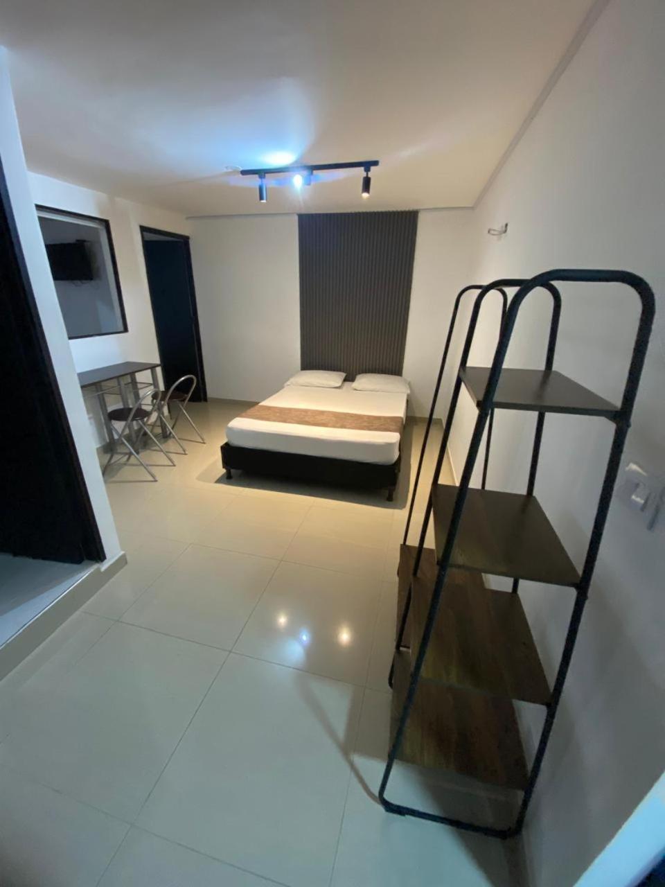 33 Hotel Bulerias เมเดยิน ภายนอก รูปภาพ